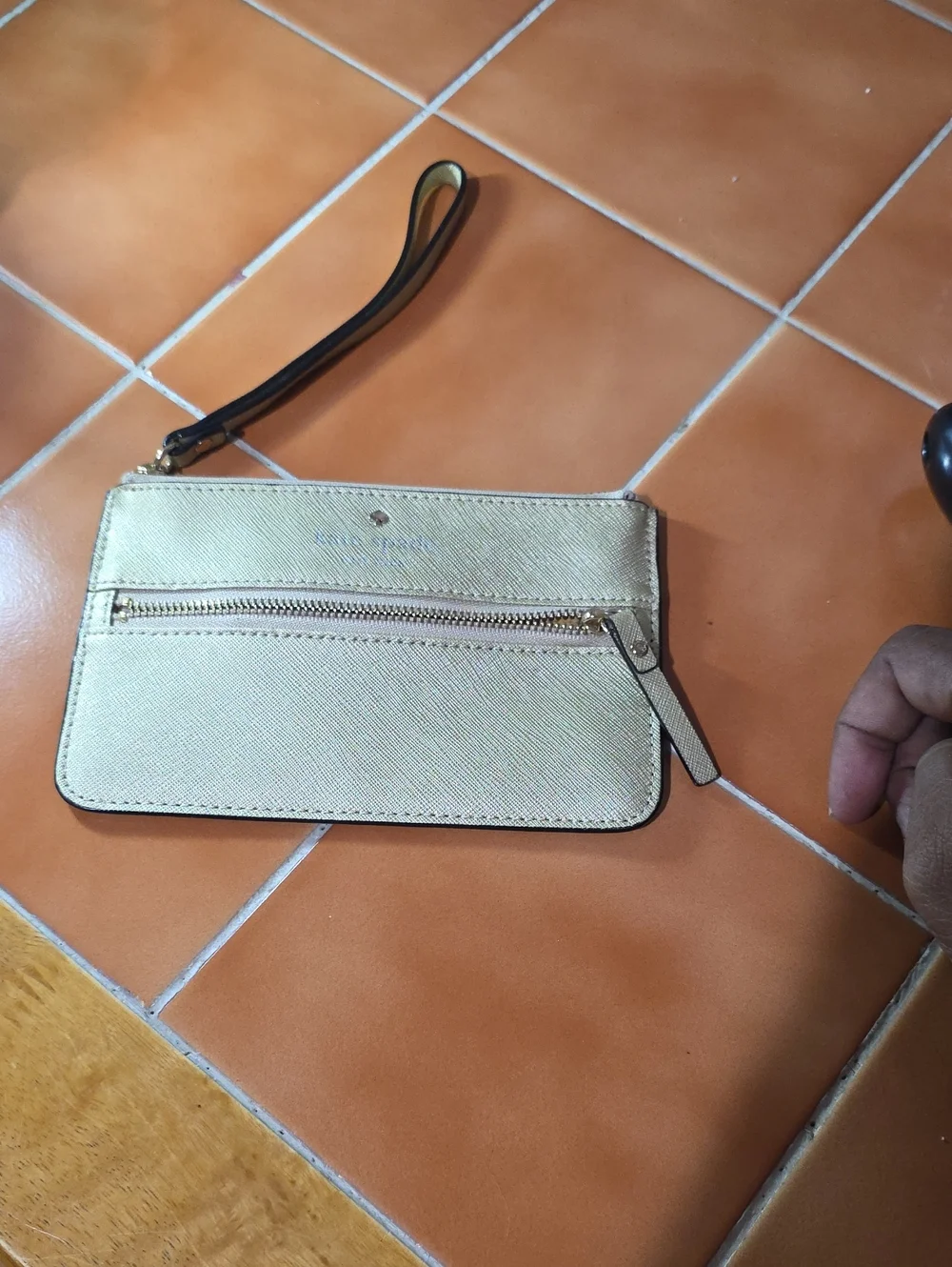 KATE SPADE GOLD WRISTLET VGUC